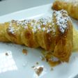 Canutillos de hojaldre con crema pastelera