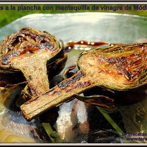 Alcachofas a la plancha con mantequilla de vinagre de Módena