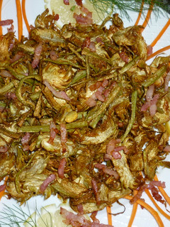 Una foto de Chips de Alcachofa a la sal gorda con crujiente de beicon