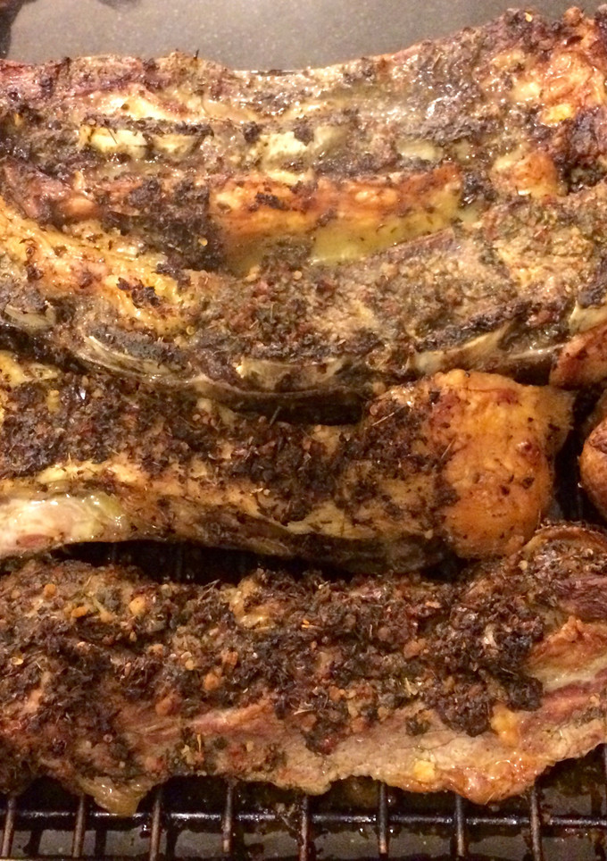 Una foto de Asado al horno con chimichurri