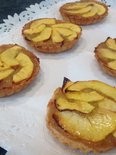 Una foto de Tartaletas con Compota de Manzana