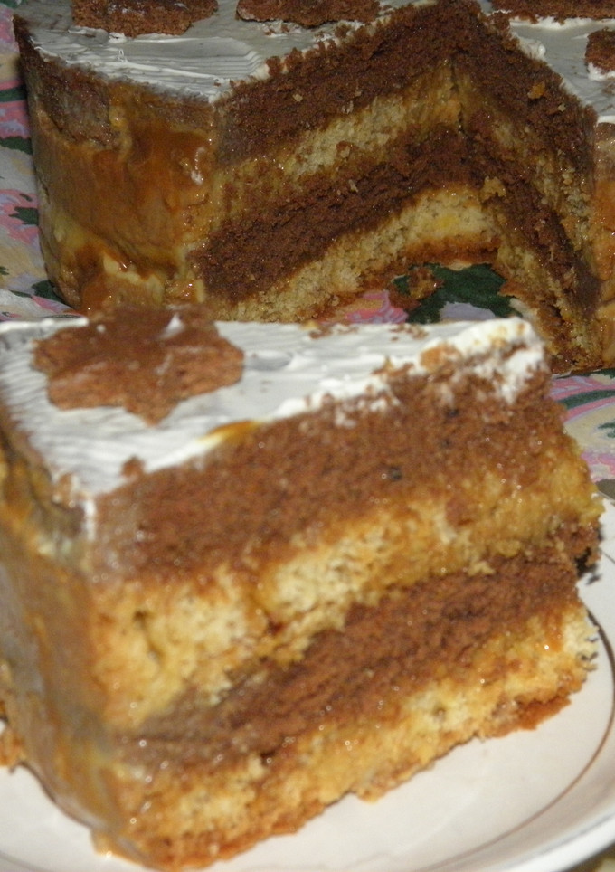 Una foto de Torta postre de cumpleaños y fiestas
