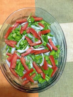 Una foto de Ensalada de nopales en crudo