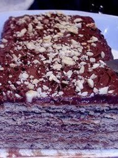 Una foto de Pastel de galletas con chocolate fácil