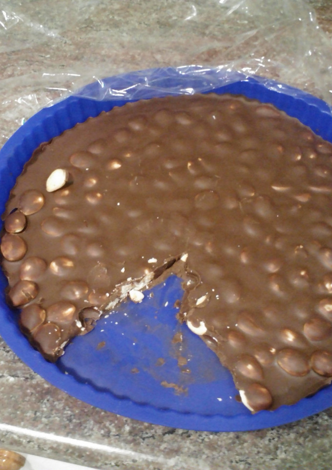 Una foto de Turrón de chocolate con almendras Thermomix