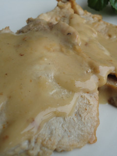 Una foto de Escalopes de cerdo con salsa de limoncello