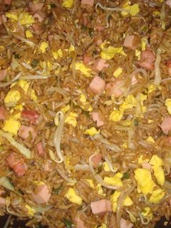 Una foto de Arroz frito a la cubana