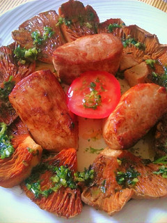 Una foto de Solomillo de Cerdo y Setas con salsa al ajillo