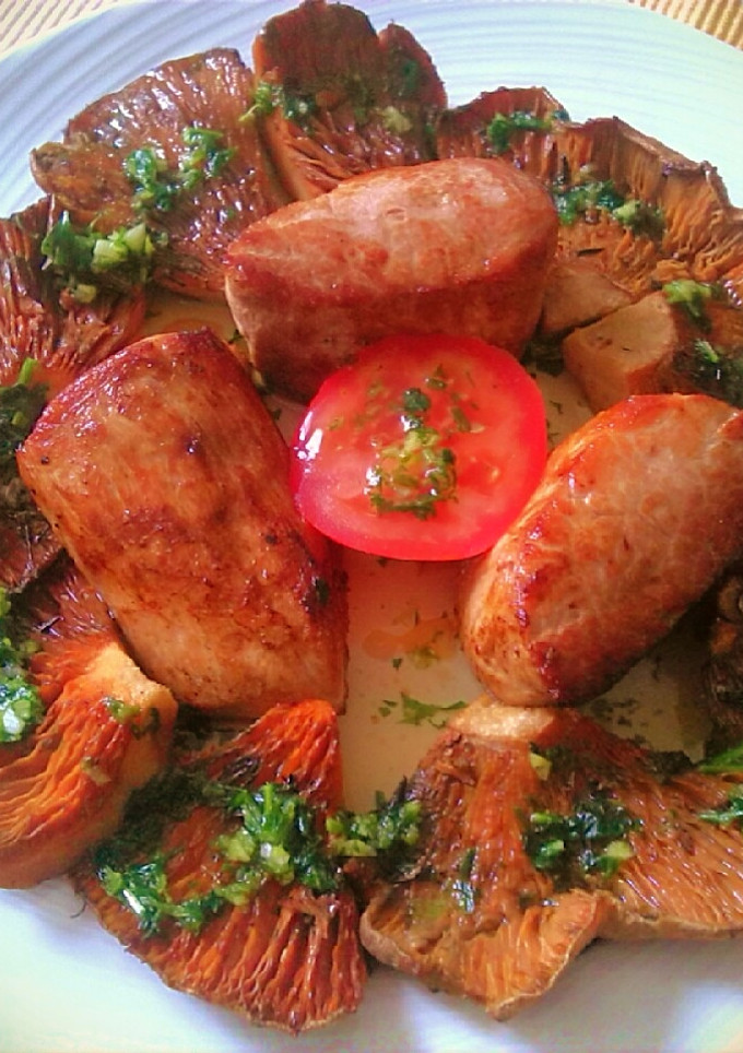 Una foto de Solomillo de Cerdo y Setas con salsa al ajillo