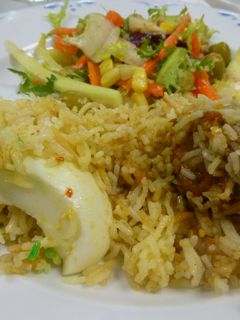 Una foto de Arroz con pollo Pakistani