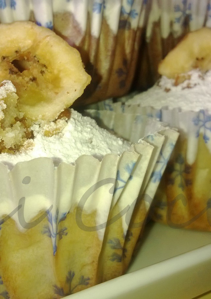 Una foto de Cupcake de banana con corazón de dulce de leche 