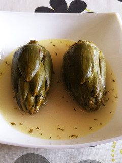 Una foto de Alcachofas al limón