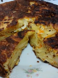 Una foto de Tortilla de papas y zanahoria