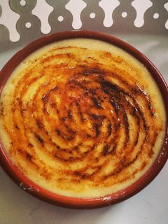 Una foto de Crema catalana receta original en catalán