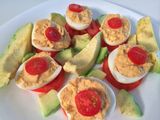 Huevos rellenos de Navidad