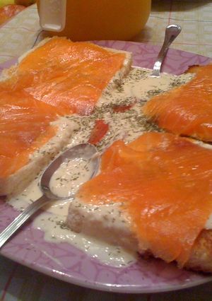 Una foto de Tostas Noruegas (de salmón)