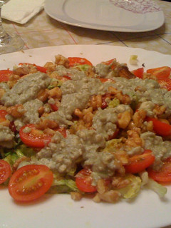 Foto principal de Ensalada de nueces con crema de queso azul