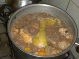 Pollo al vino tinto