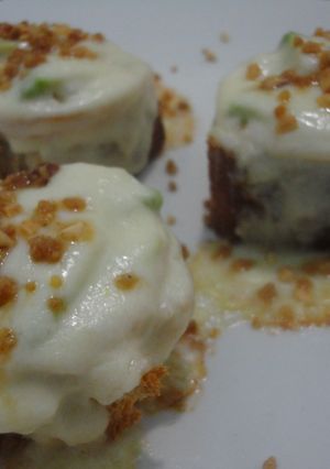 Una foto de Tostas de tomate y mozzarella fresca