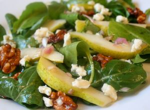 Foto principal de Ensalada con peras y nueces