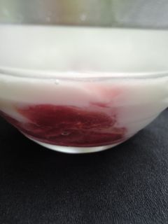 Una foto de Uvas confitadas con yogur