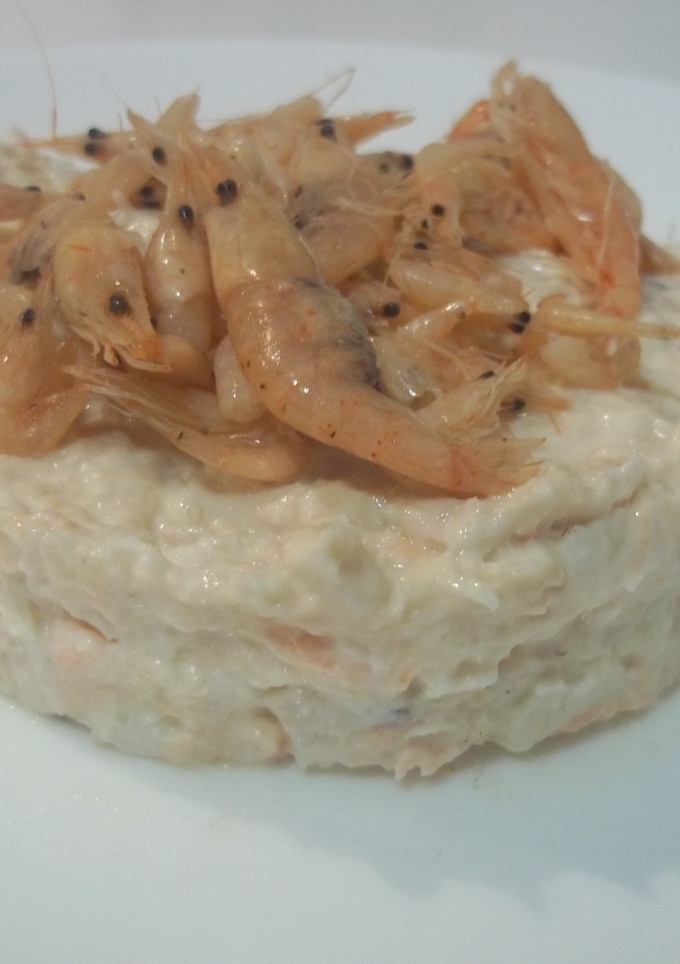 Una foto de Ensaladilla de salmón fresco