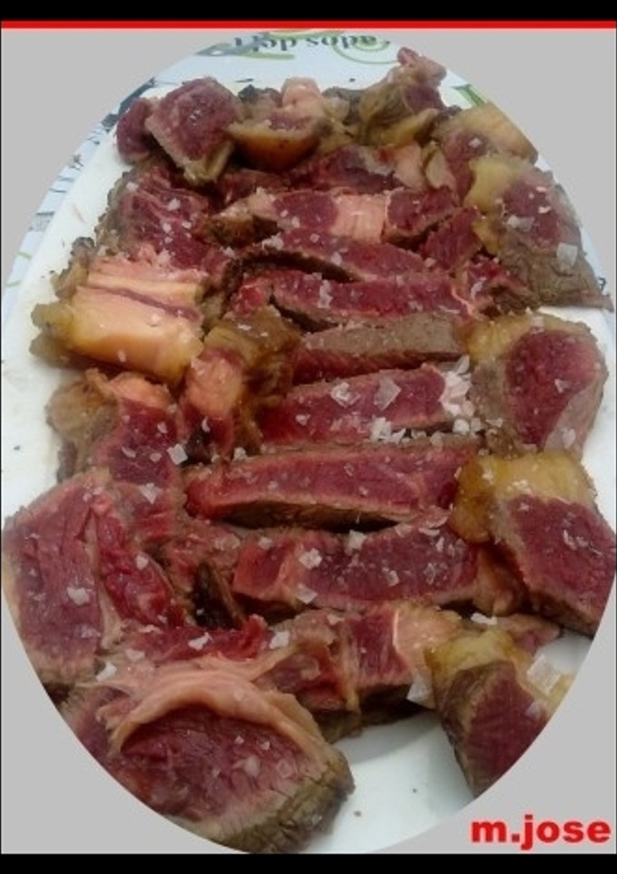 Una foto de Chuletón de Tudanca al queso picón bejes tresviso con orujo de Liébana