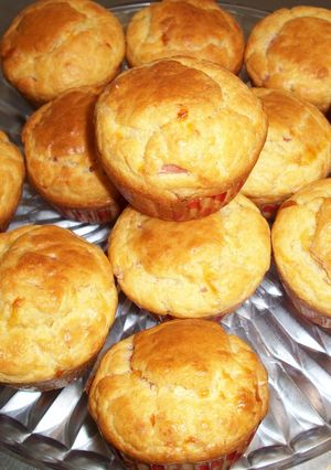 Una foto de Muffins de jamón y queso