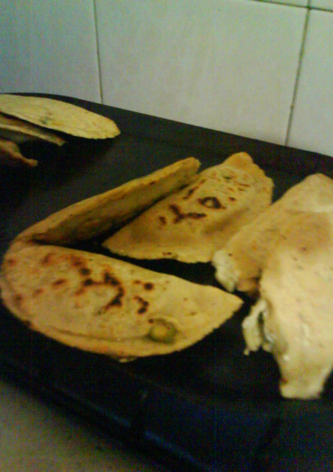 Una foto de Quesadillas de flor de calabaza mexicanas