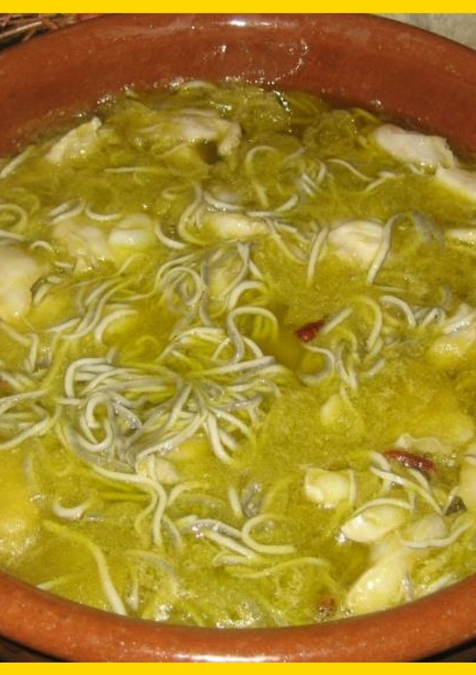 Una foto de Cocochas de bacalao y gulas