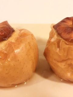 Una foto de Manzanas al horno con canela y azúcar moreno
