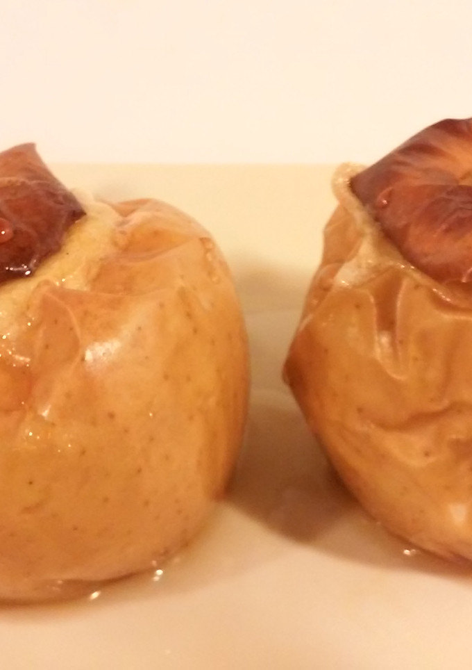 Una foto de Manzanas al horno con canela y azúcar moreno