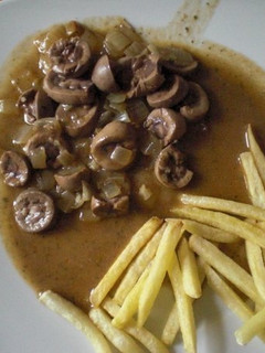 Una foto de Riñones de cordero en salsa