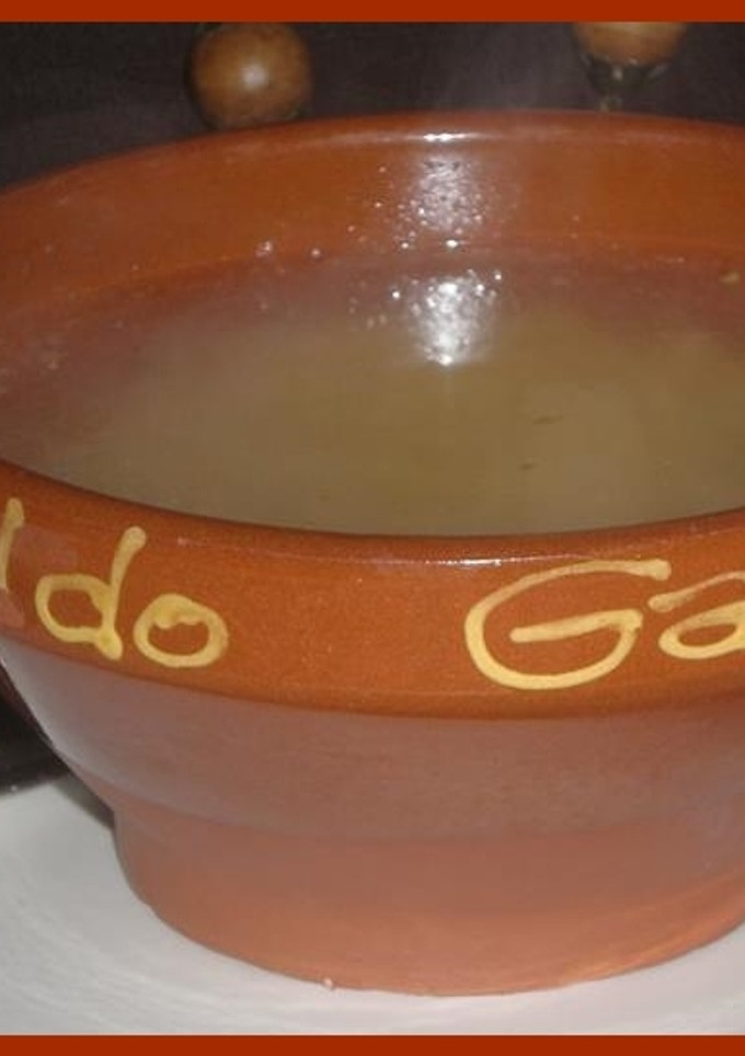 Una foto de Sopa de cocido gallego