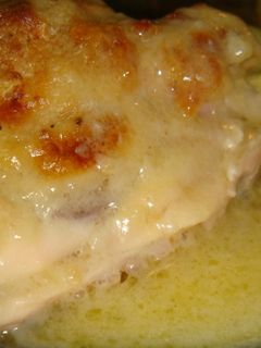 Una foto de Pollo a la crema de cebollas