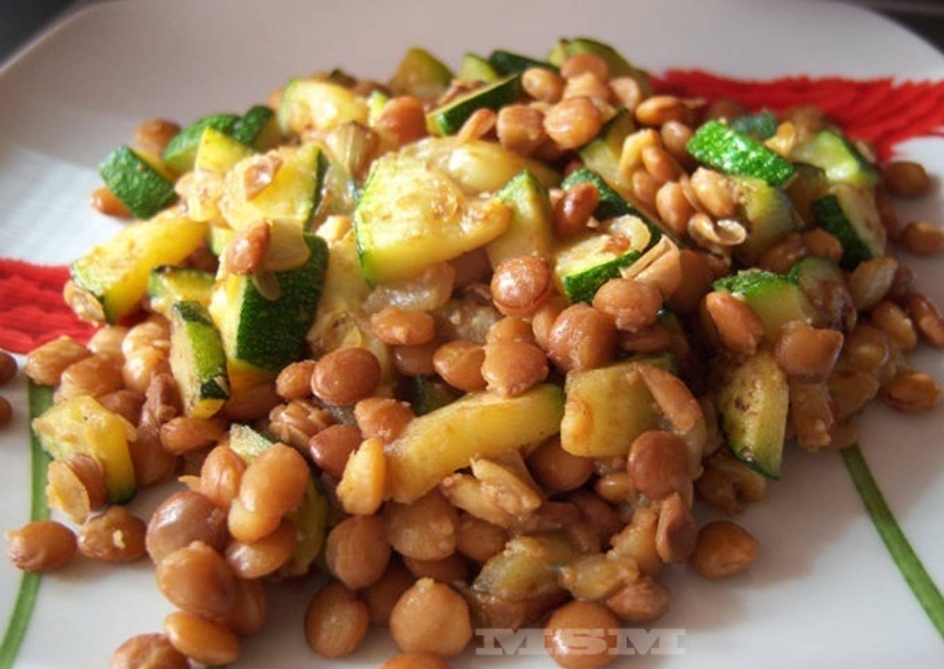 Ensalada de lentejas y calabacín