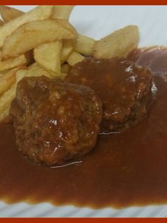 Una foto de Medallones de rabo aromatizados con Pedro Ximénez