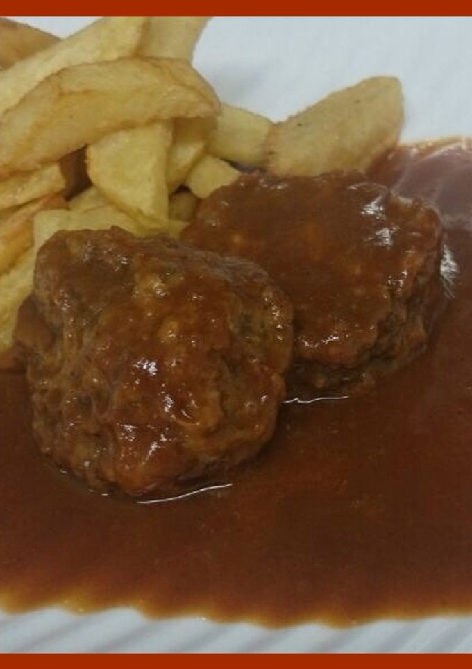 Una foto de Medallones de rabo aromatizados con Pedro Ximénez