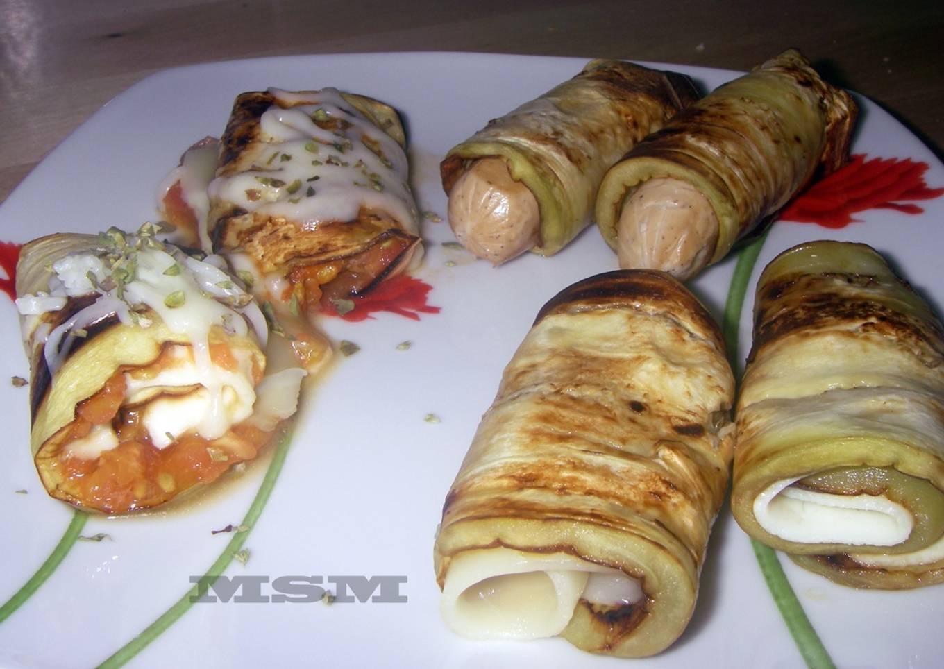 Rollitos de berenjena con queso/tofu/tomate