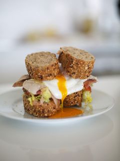 Una foto de Sándwich con sobras de pavo asado