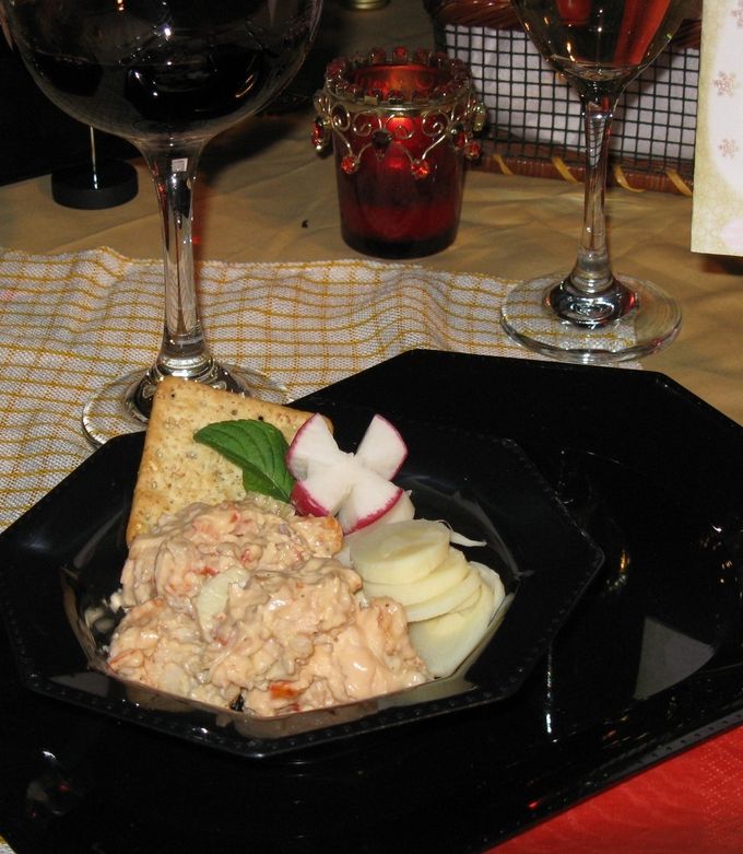 Foto principal de Ensalada navideña de centolla y palmitos
