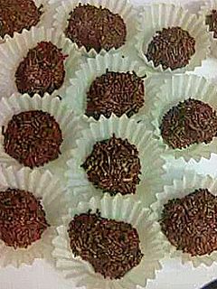 Una foto de Trufas navideñas