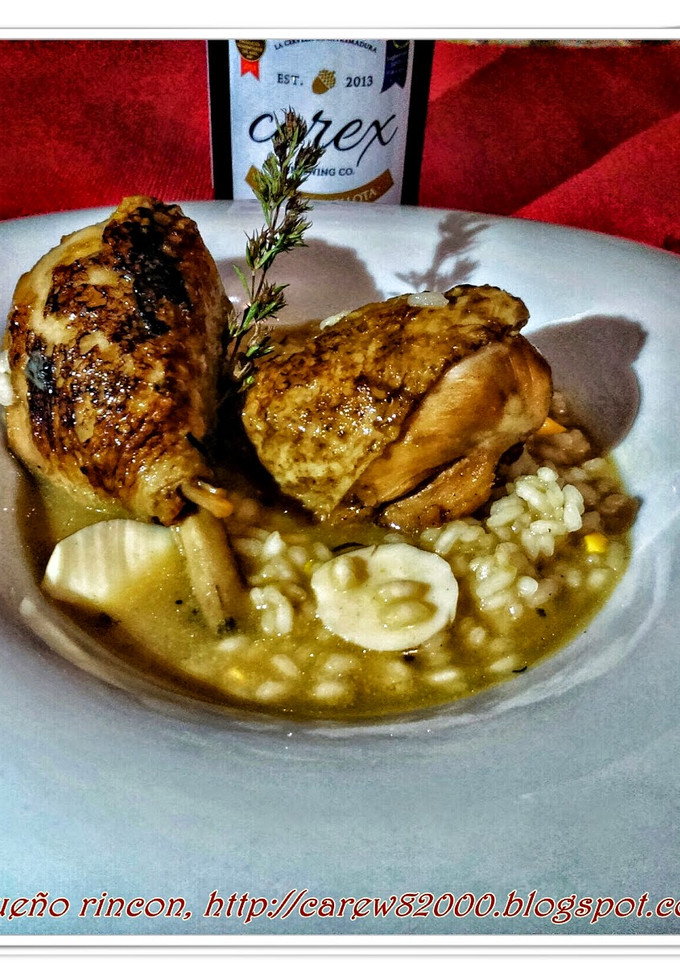 Una foto de Pollo con arroz a la cerveza