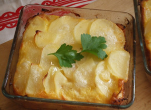 Foto principal de Pastel de salmón y patatas al horno