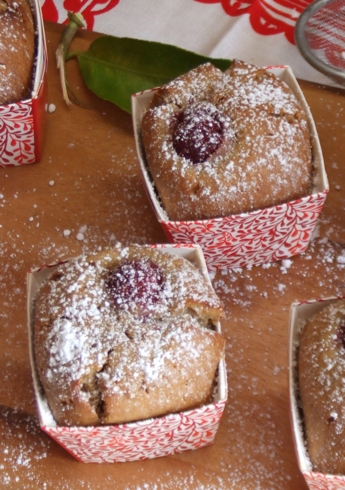 Una foto de Pastelitos navideños de tres harinas al aroma de limón y canela
