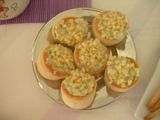 Cazuelitas de queso y almendras