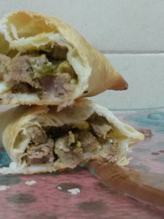 Una foto de Empanadas de matambre con cebolla y aji