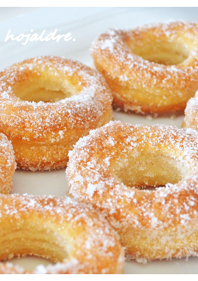 Una foto de Rosquillas de hojaldre (cristaleiro)