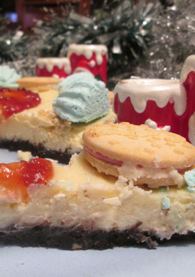 Una foto de Postre navideño con queso y dulces