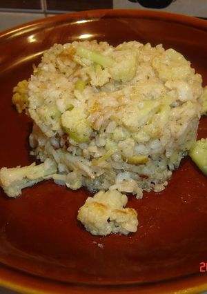 Una foto de Arroz con bacalao y coliflor